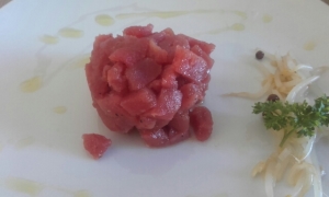 ristorante-primafila-terrasini-tartare-tonno-1