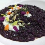 Ricette d’autore: Risotto al nero di carote, fonduta di grana e taralli Sanniti di Ciccio Giuliano